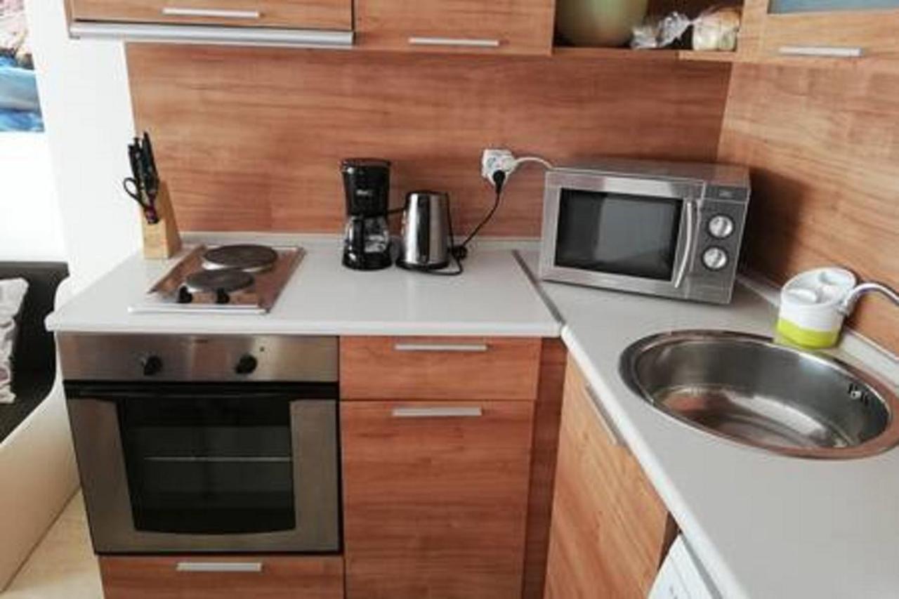 Yves 2 Bed Apart At Sun Village Sunny Beach Not Far Away From The Sea 外观 照片