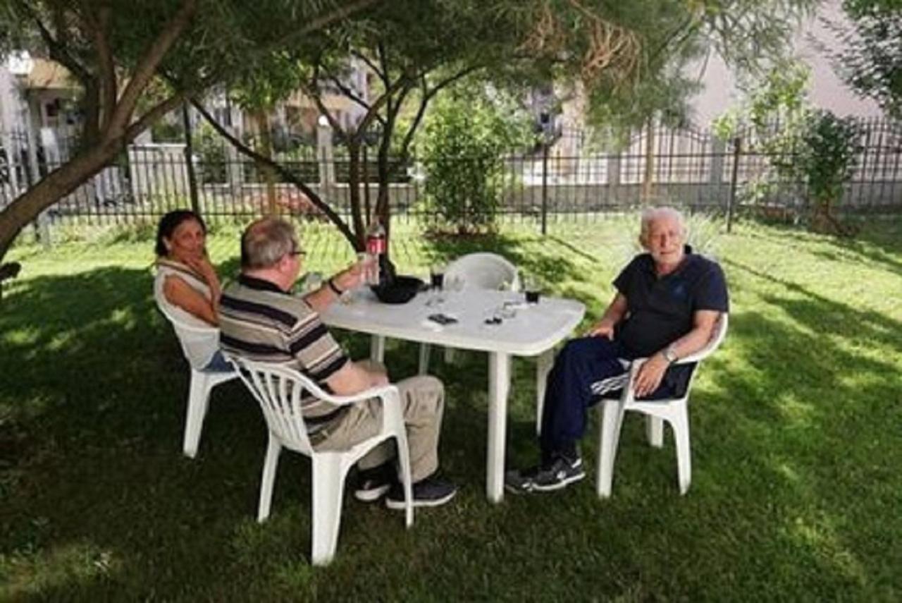 Yves 2 Bed Apart At Sun Village Sunny Beach Not Far Away From The Sea 外观 照片